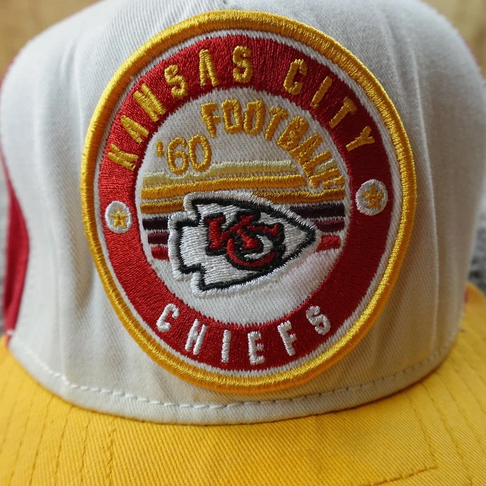 Kansas City Chiefs Hat Mens L Snap Back Cap Red Yellow NFL Football New Era Logo
